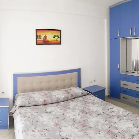 Saranda Apartments Apartmán *